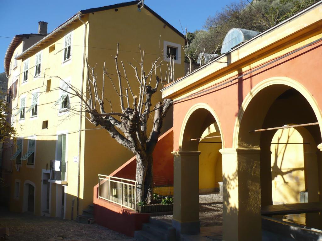 Fontana De Medge Apartman Saorge Kültér fotó